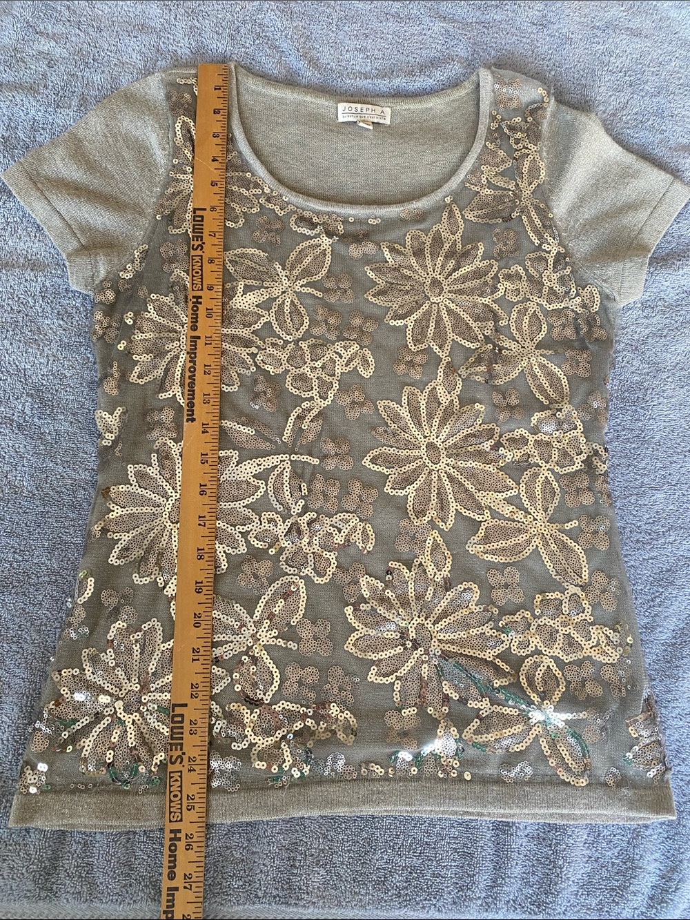 Joseph A Silver Sequin Floral Short Sleeve Scoop Neck Top - Picture 2 of 16